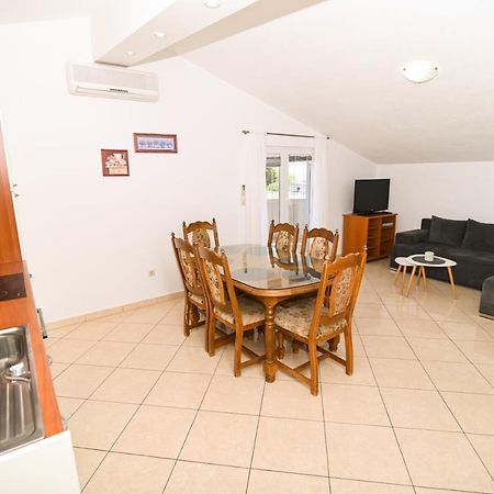 Apartmani Adria Trogir Exterior foto