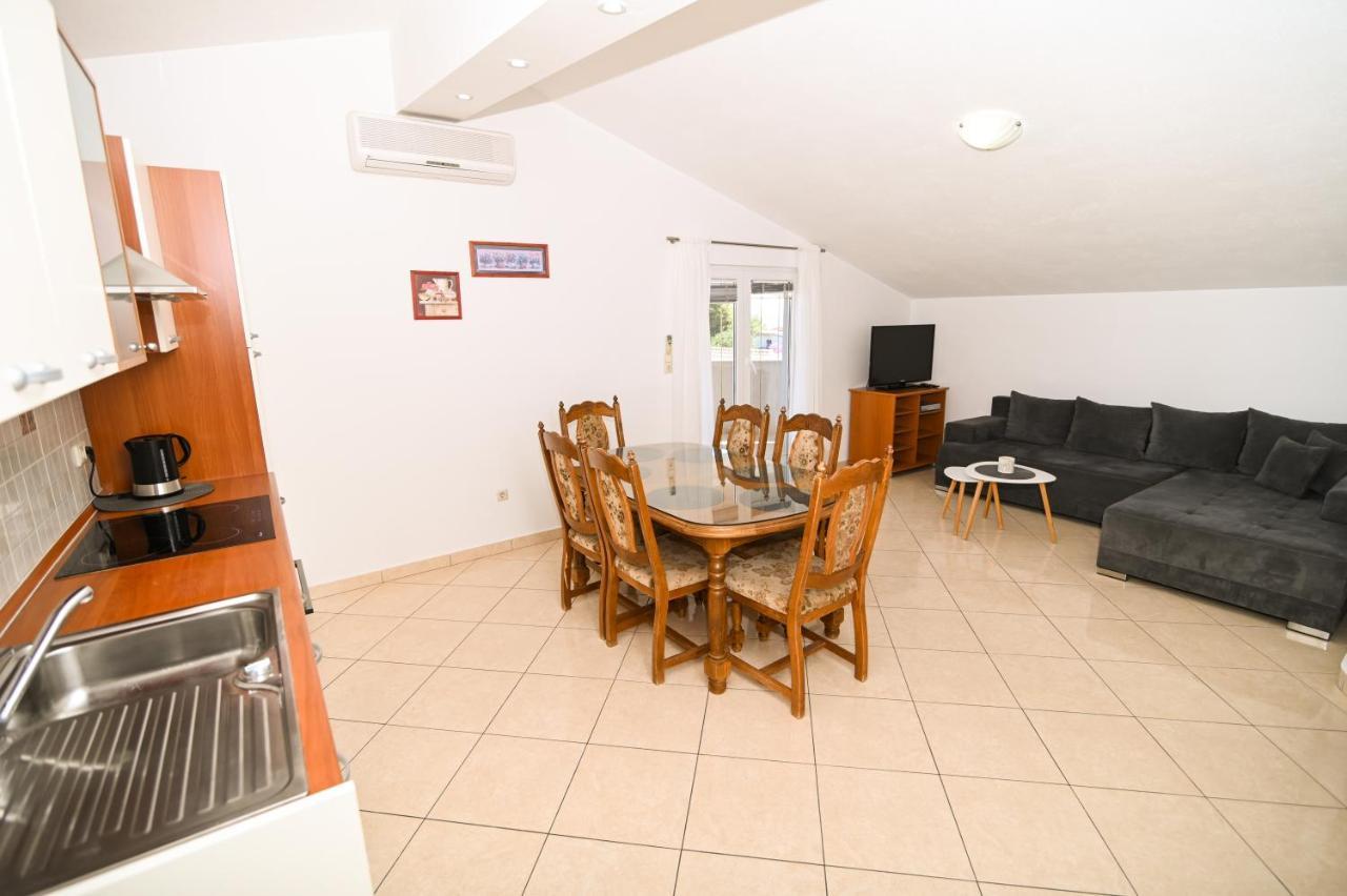 Apartmani Adria Trogir Exterior foto