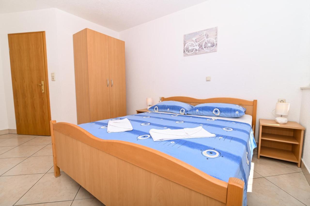 Apartmani Adria Trogir Exterior foto