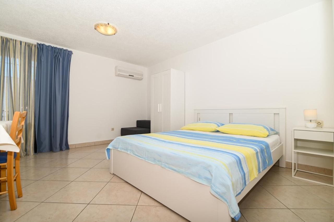 Apartmani Adria Trogir Exterior foto