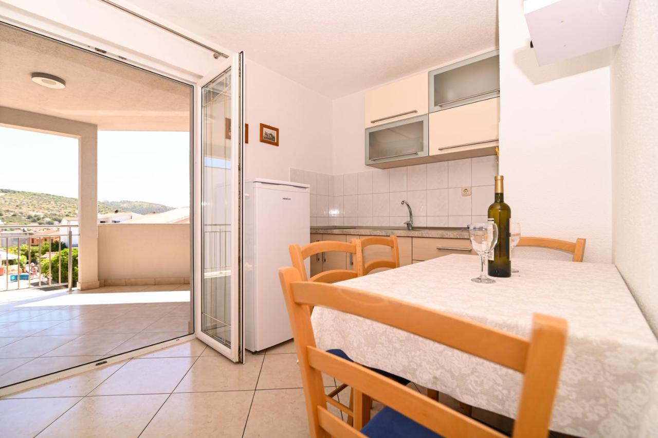 Apartmani Adria Trogir Exterior foto